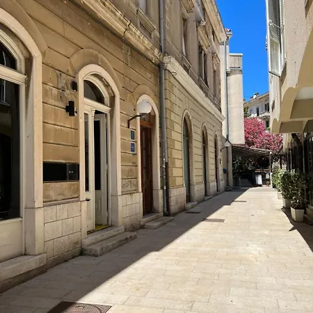 Max's Downtown Oasis Zadar